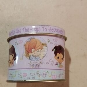 Cute Pastel Tin with Illustrations